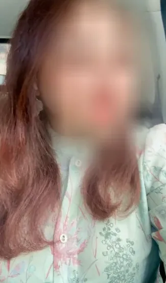 Ayla, 32