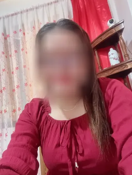 Cynthia, 38