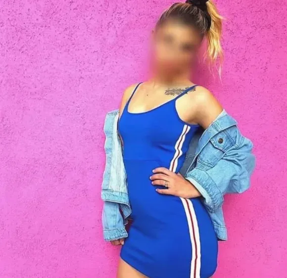 Cynthia, 36