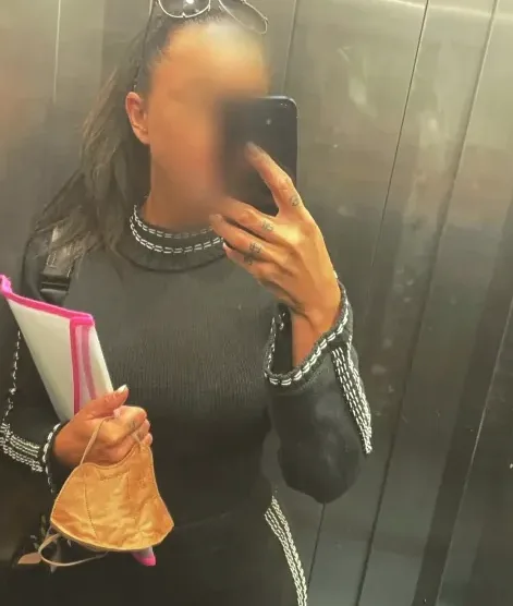 Demi, 39