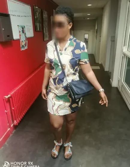 Esmee, 32