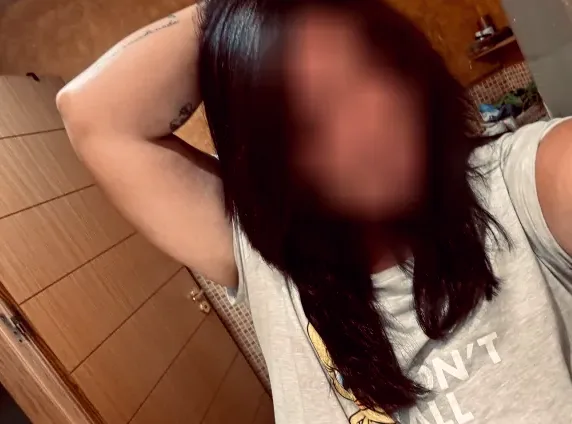 Eva, 30