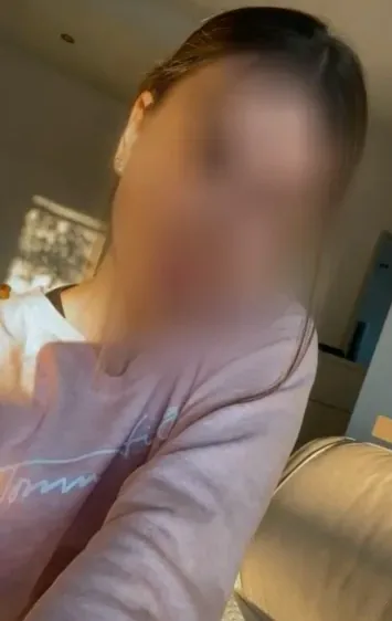Fenna, 26