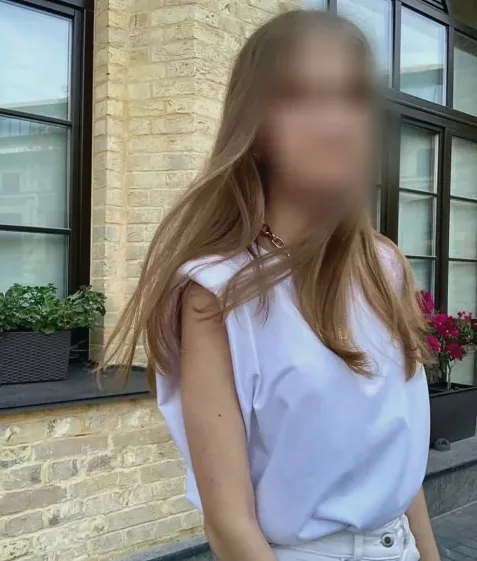 Hannah, 23