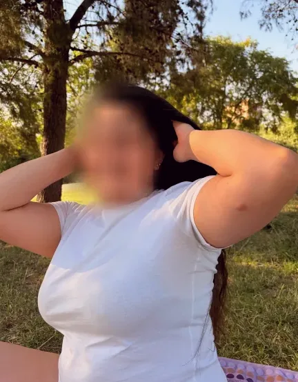 Iris, 23