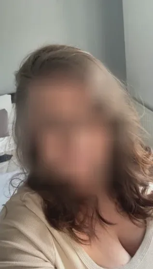 Leyla, 36