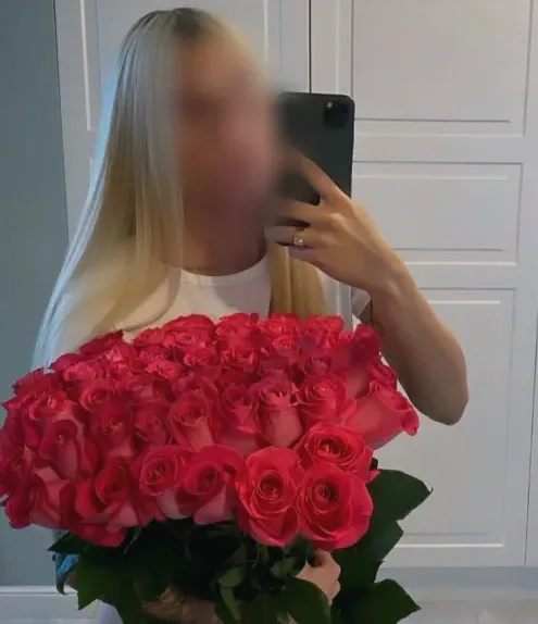 Marlies, 35