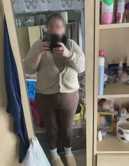Nathalie, 39