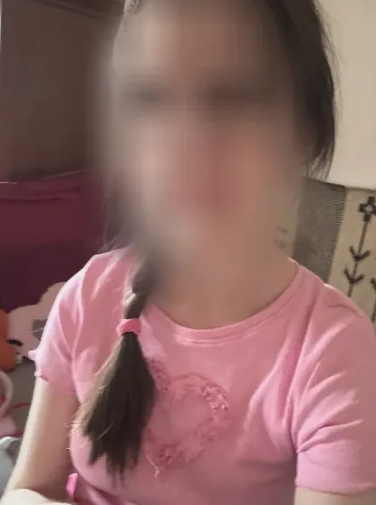 Shania, 25