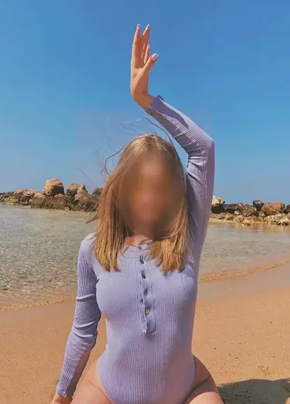 Zainab, 27